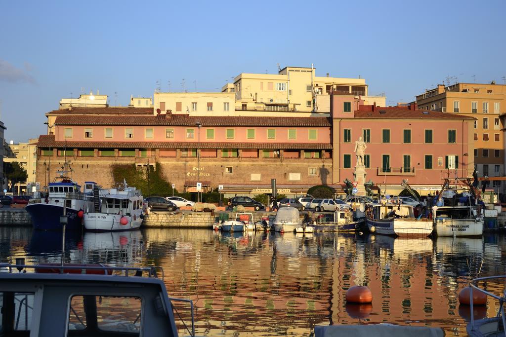 Hotel Gran Duca Ливорно Экстерьер фото
